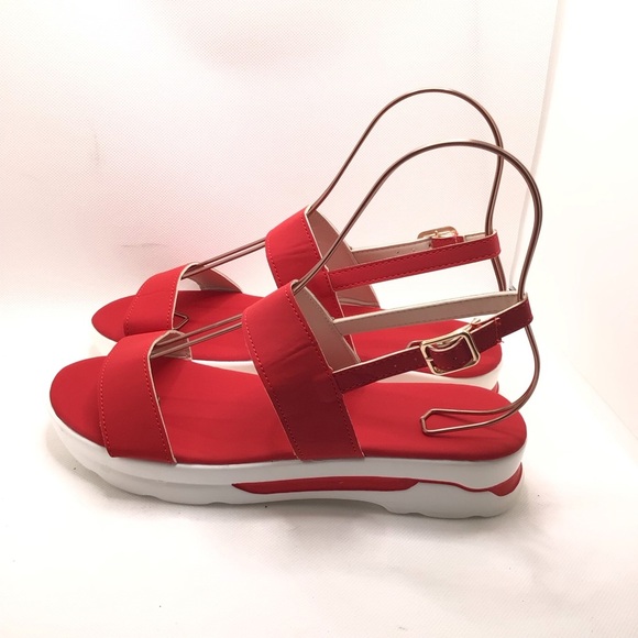 NWOB Womens Fashion Red or Black Open Toe Ankle Strap Sandals Size 10 - Picture 4 of 11